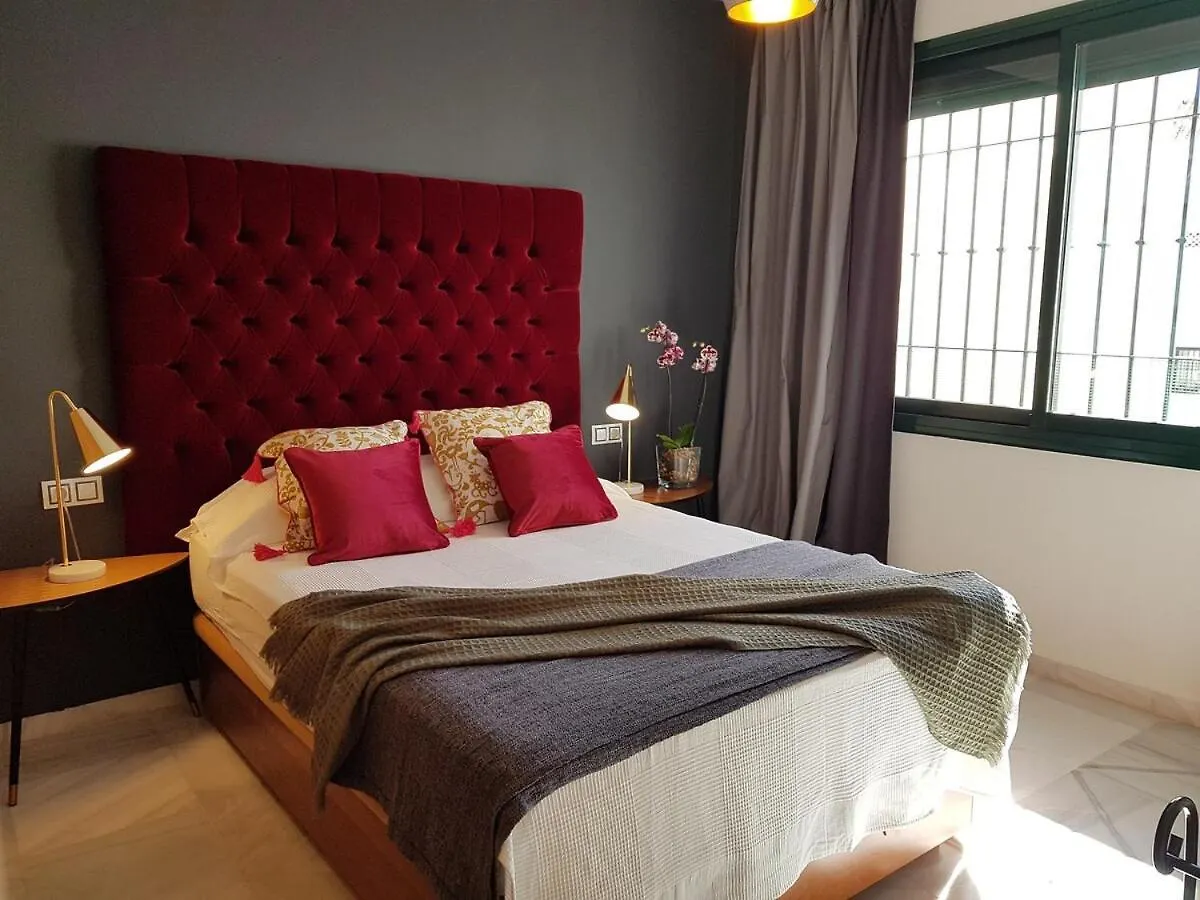 Peaceful 1Br Getaway - Walk To Beach And Train Бенальмадена 0*,